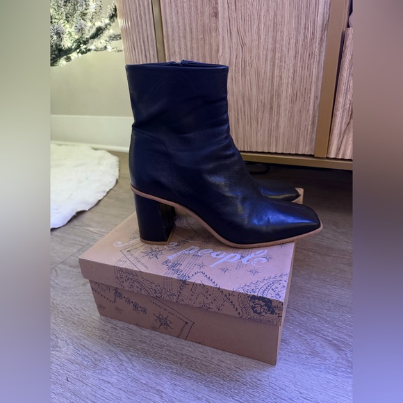 Free People Sienna Ankle Boot Black Leather Womens Size 11 - Picture 3 of 14
